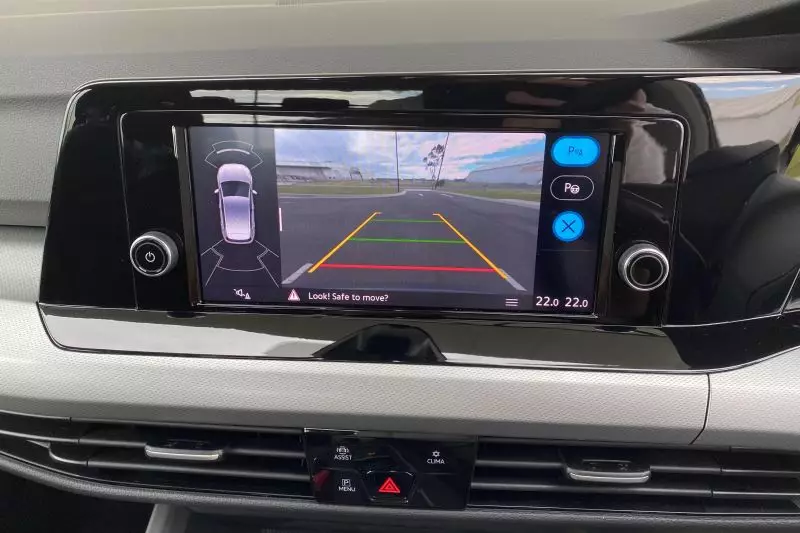 Volkswagen Golf 8.25 inç Multimedya Ekran Koruyucu Film